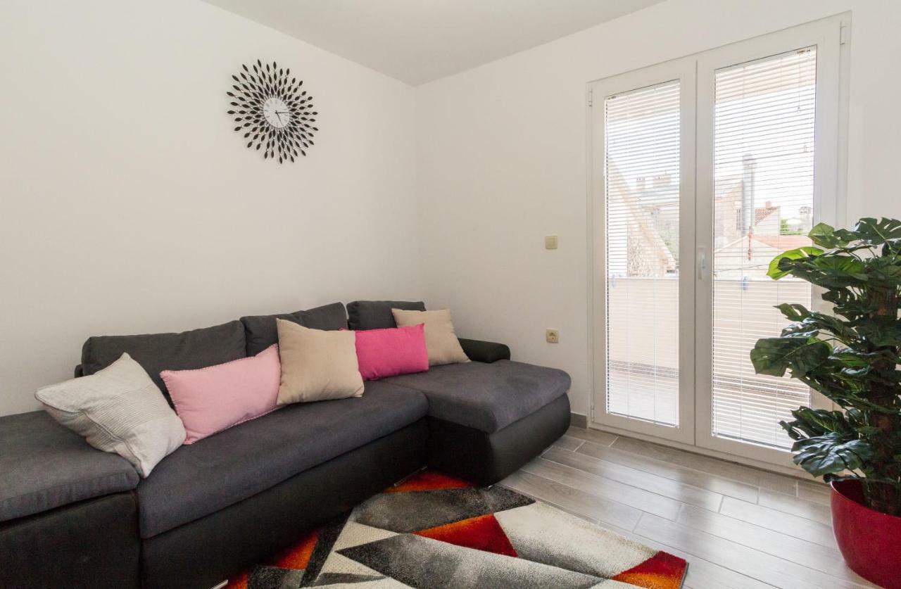 App Joly In Center Old Town Apartment Biograd Na Moru Exterior foto