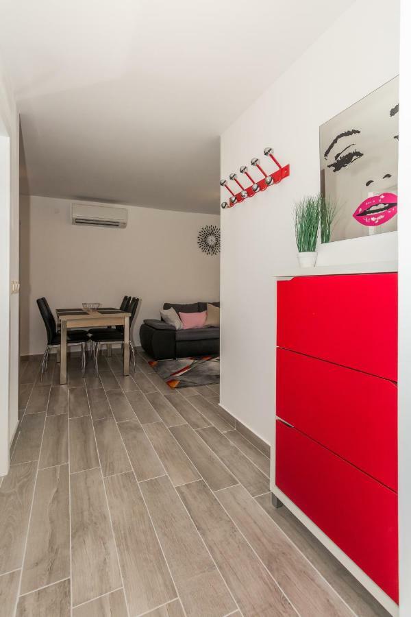 App Joly In Center Old Town Apartment Biograd Na Moru Exterior foto