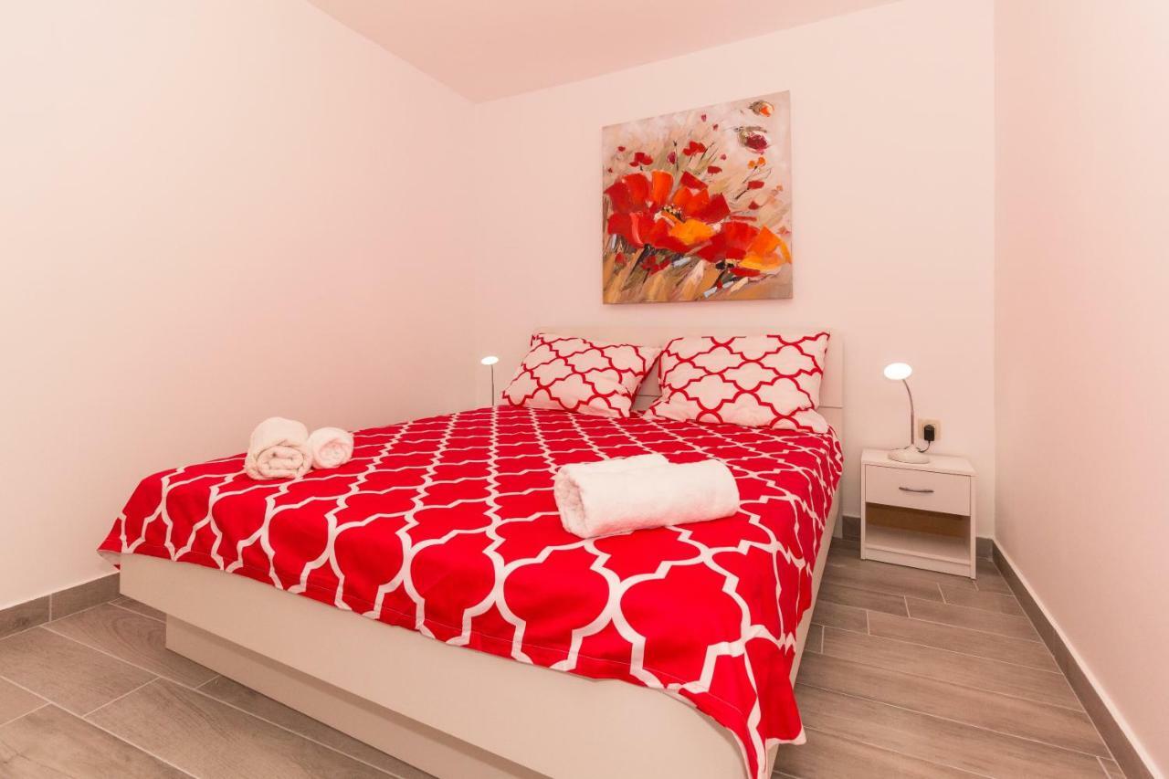 App Joly In Center Old Town Apartment Biograd Na Moru Exterior foto